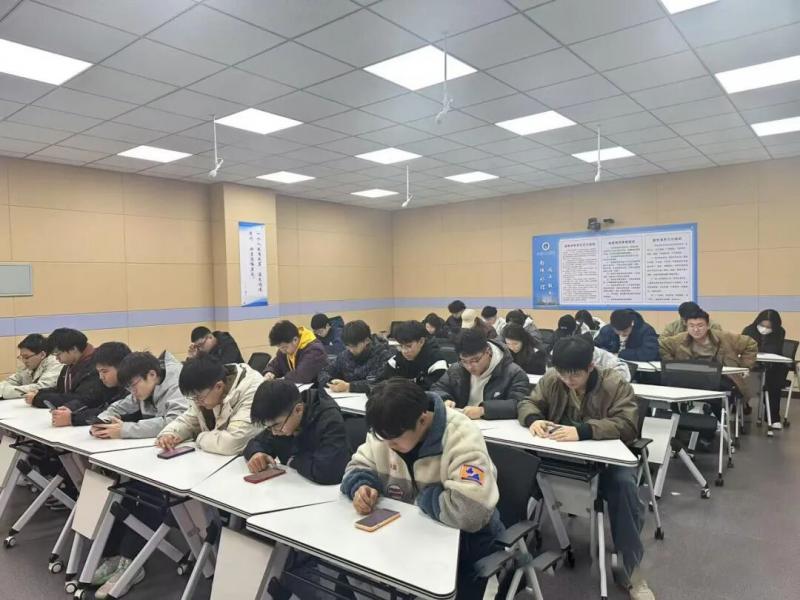 微信图片_2025-12-13_153359_599.jpg